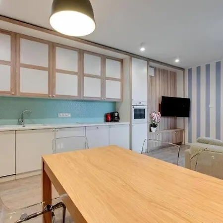 Urban Nest - Torunska 15 شقة *